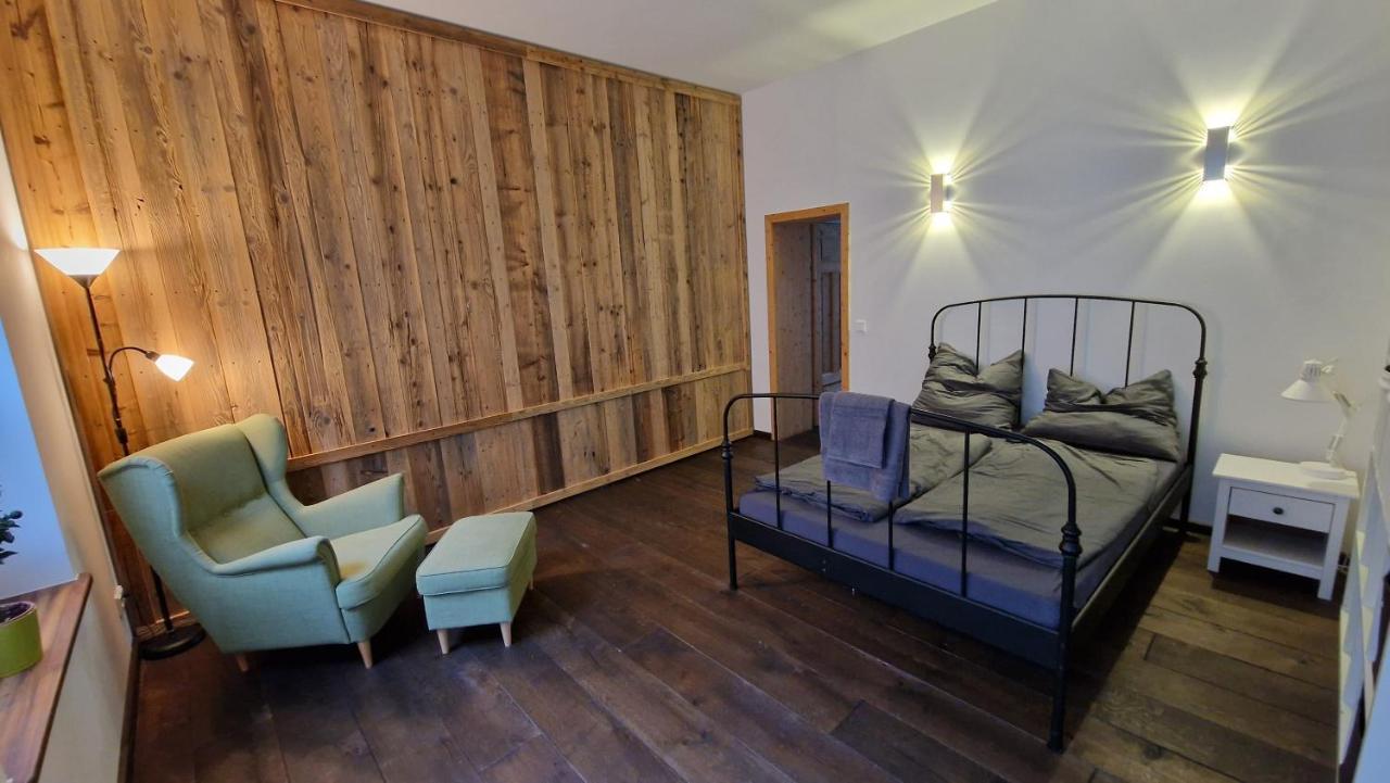 Liebevoll Sanierte Altbauwohnung Waldsieversdorf Bagian luar foto